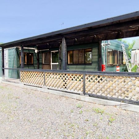 Clione Campground Hostel Шари Екстериор снимка