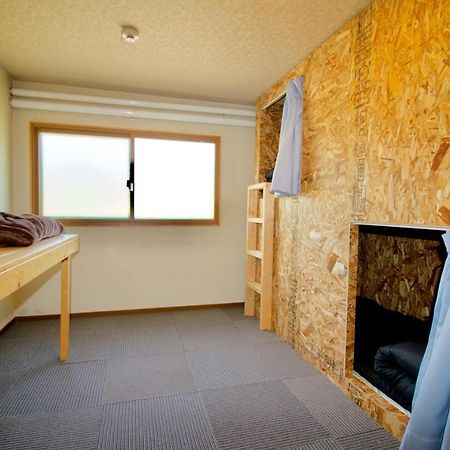 Clione Campground Hostel Шари Екстериор снимка