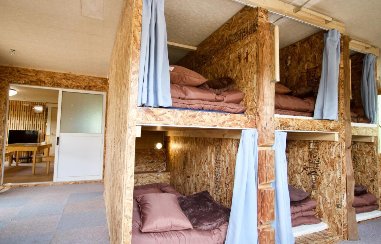 Clione Campground Hostel Шари Екстериор снимка