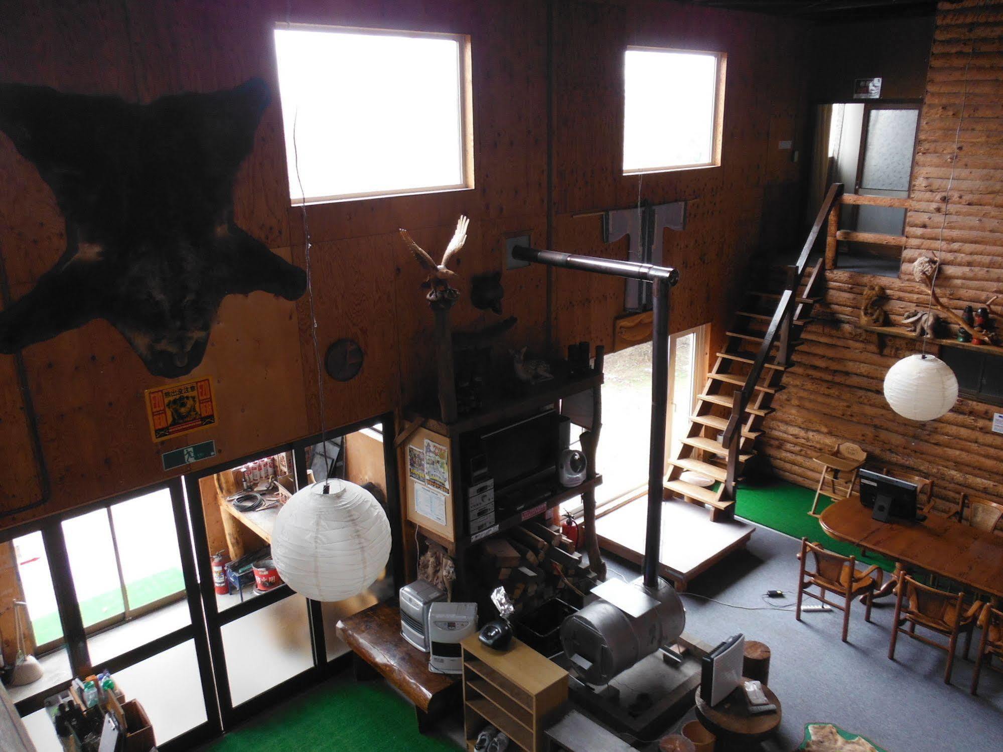 Clione Campground Hostel Шари Екстериор снимка