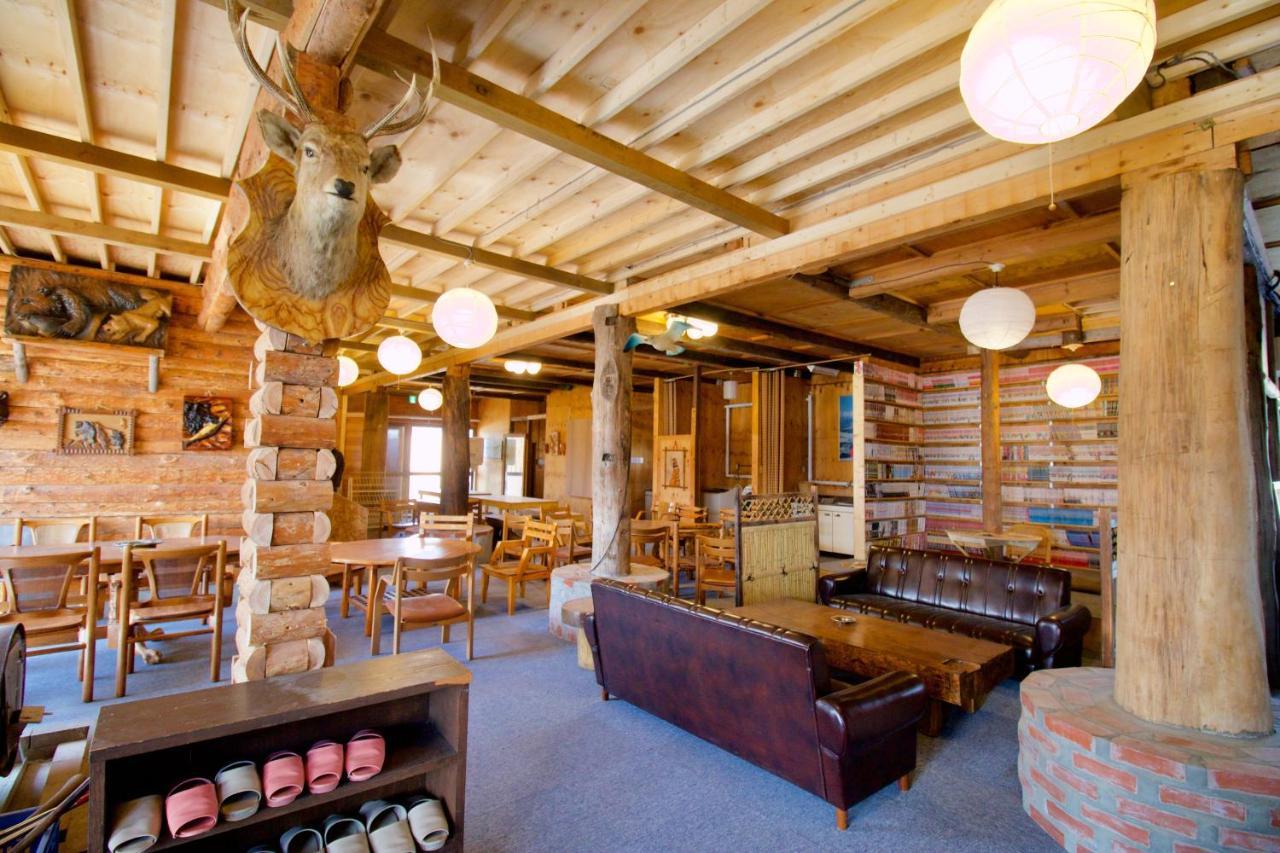Clione Campground Hostel Шари Екстериор снимка
