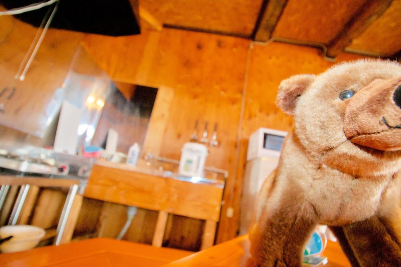 Clione Campground Hostel Шари Екстериор снимка